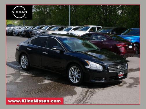 Super Black Metallic 2010 Nissan Maxima SV