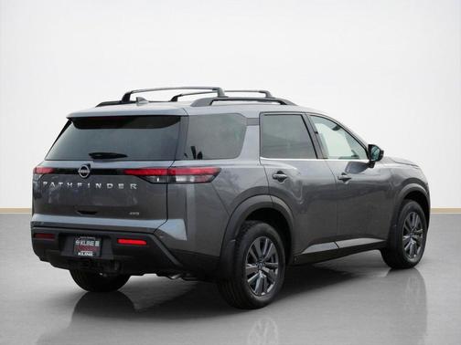 2025 Nissan Pathfinder SV 4WD