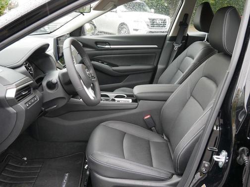 2025 Nissan Altima 2.5 SL