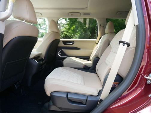 2025 Nissan Armada Platinum Reserve 4WD