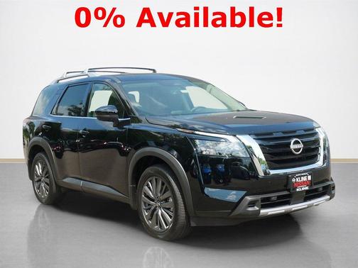2025 Nissan Pathfinder SL 4WD