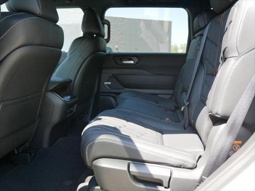 2025 Nissan Armada PRO-4X 4WD