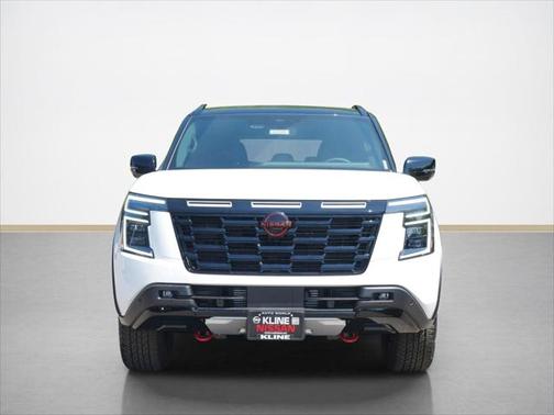 2025 Nissan Armada PRO-4X 4WD