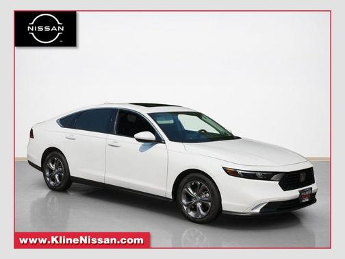 White 2024 Honda Accord EX