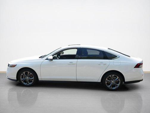 White 2024 Honda Accord EX