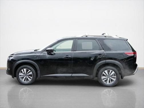 2024 Nissan Pathfinder SL 4WD