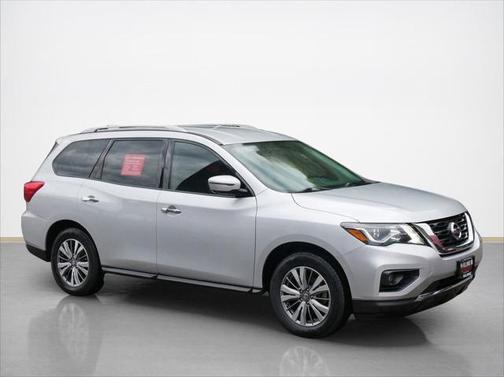 2019 Nissan Pathfinder SL