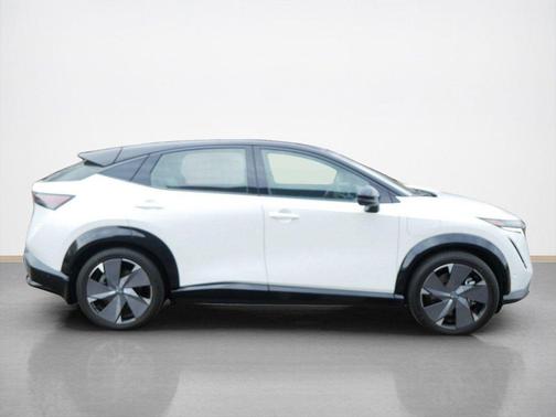 2024 Nissan ARIYA PLATINUM+