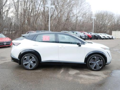 2024 Nissan ARIYA PLATINUM+