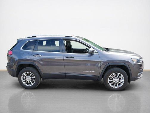 Granite Crystal Metallic Clearcoat 2021 Jeep Cherokee Latitude Lux
