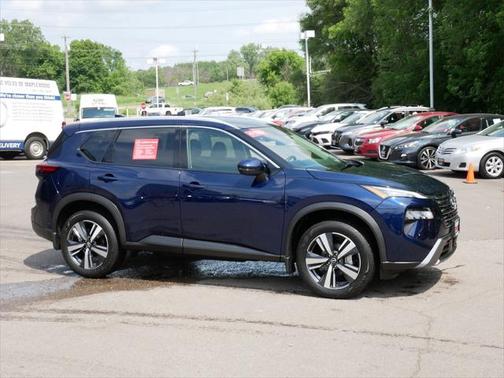 2024 Nissan Rogue SL