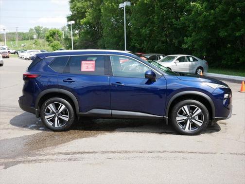 2024 Nissan Rogue SL