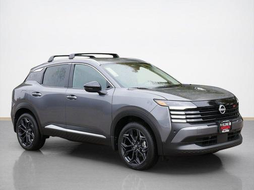 Gun Metallic 2027 Nissan Kicks SR