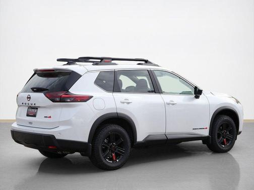Everest White Pearl Tricoat 2026 Nissan Rogue Rock Creek
