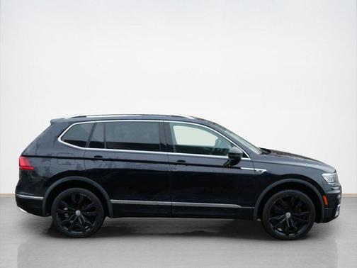 2020 Volkswagen Tiguan 2.0T SEL R-Line 4MOTION