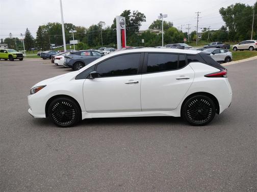 2024 Nissan Leaf SV PLUS