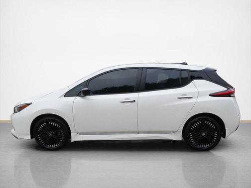 2024 Nissan Leaf SV PLUS