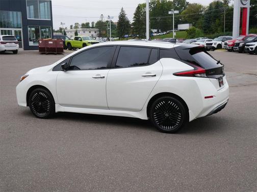 2024 Nissan Leaf SV PLUS
