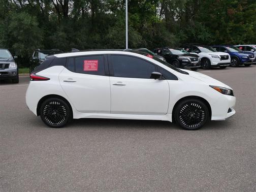 2024 Nissan Leaf SV PLUS
