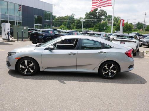 Sonic Gray Pearl 2017 Honda Civic Touring