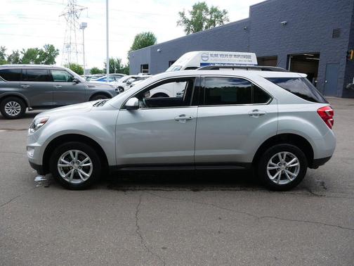 Silver Ice Metallic 2017 Chevrolet Equinox 1LT