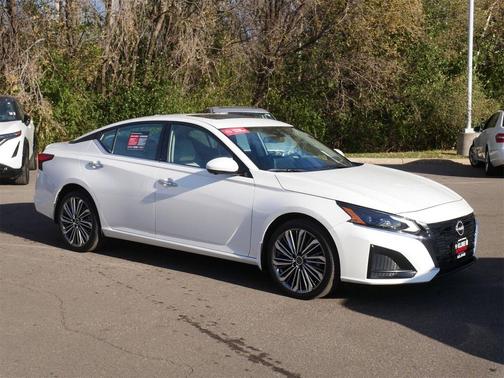 2024 Nissan Altima 2.5 SL