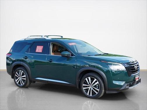 2024 Nissan Pathfinder Platinum 4WD