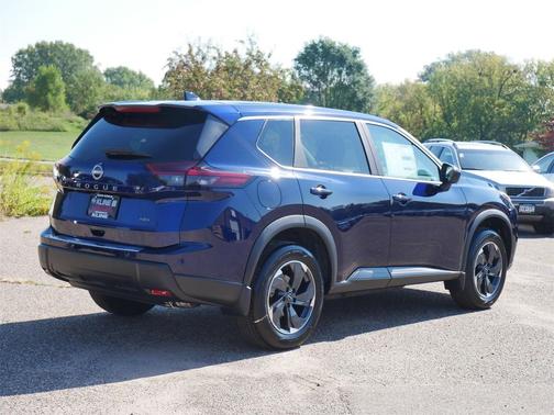 2025 Nissan Pathfinder SL 4WD