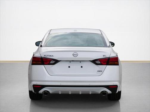 2025 Nissan Altima 2.5 SL
