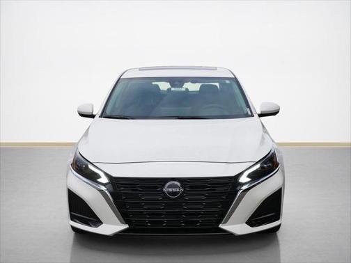 2025 Nissan Altima 2.5 SL