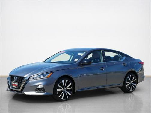2022 Nissan Altima SR Intelligent AWD