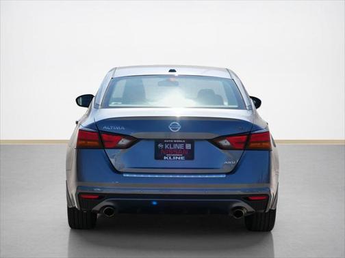 2022 Nissan Altima SR Intelligent AWD