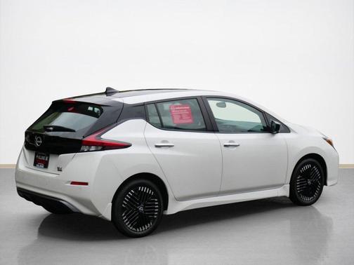 2024 Nissan Leaf SV PLUS