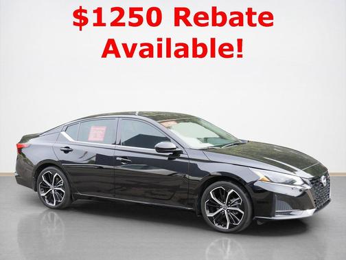 2023 Nissan Altima SR FWD