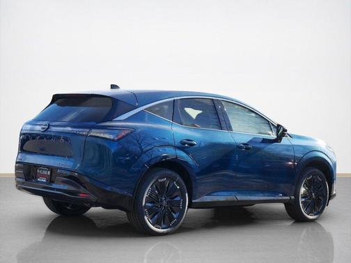 Aurora Blue Pearl Metallic 2026 Nissan Murano Platinum