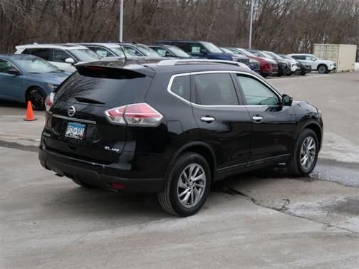 2015 Nissan Rogue SL