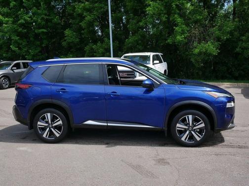 Caspian Blue Metallic 2021 Nissan Rogue SL