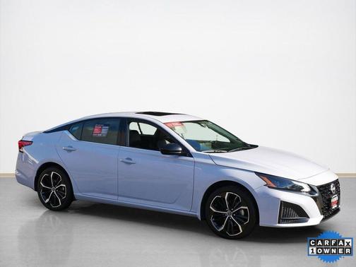 2023 Nissan Altima SR Intelligent AWD