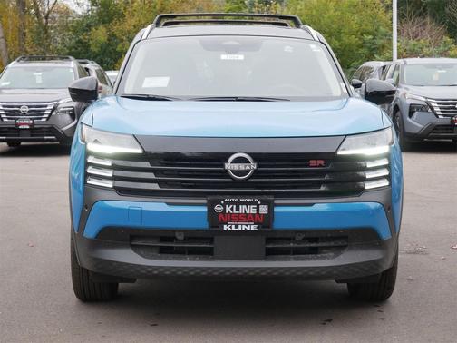 2026 Nissan Kicks SR