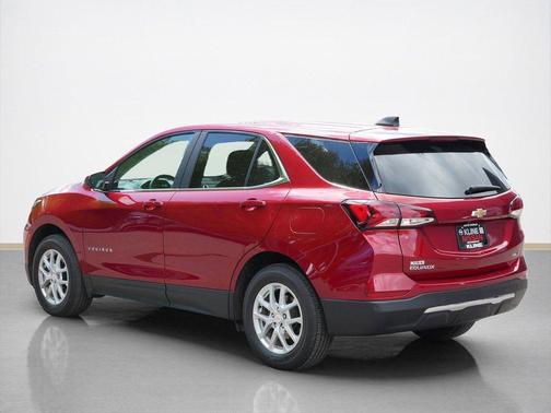 Radiant Red Tintcoat 2023 Chevrolet Equinox 1LT
