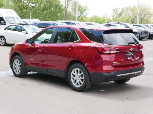 Radiant Red Tintcoat 2023 Chevrolet Equinox 1LT