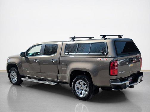Brownstone Metallic 2017 Chevrolet Colorado LT