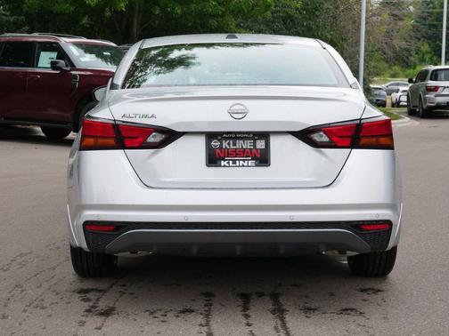 Brilliant Silver Metallic 2026 Nissan Altima 2.5 SV