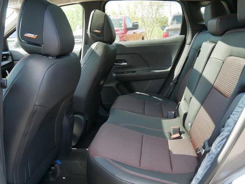 Gun Metallic 2026 Nissan Kicks SR
