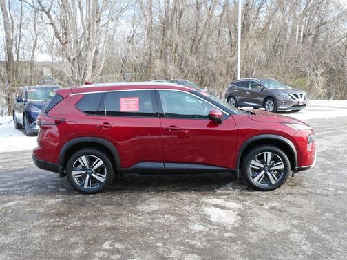 2024 Nissan Rogue SL