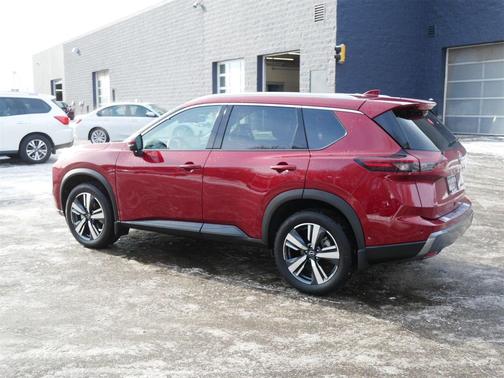 2024 Nissan Rogue SL