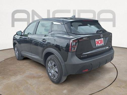 Super Black 2025 Nissan Kicks S