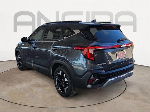 2025 Kia Seltos EX