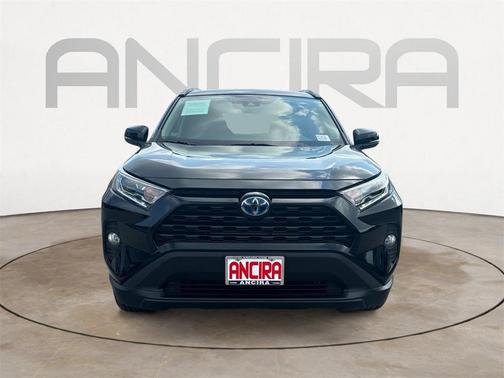 2020 Toyota RAV4 Hybrid XLE