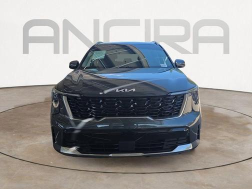 Gray 2025 Kia Sorento S